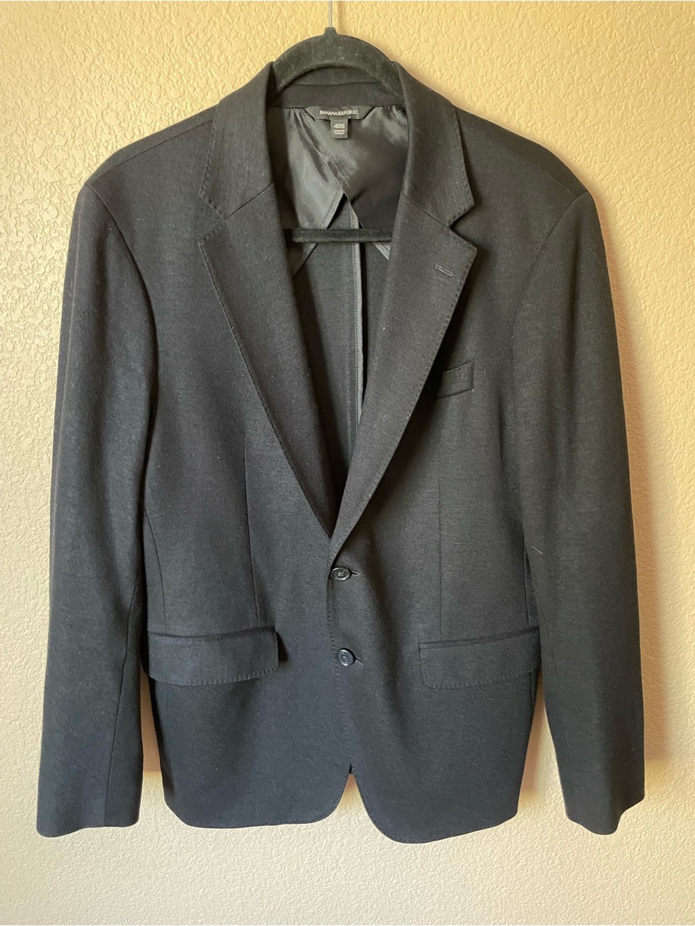 Banana Republic Mario Bellucci Italian Fabric knit Wool Blazer Jacket 40 Short
